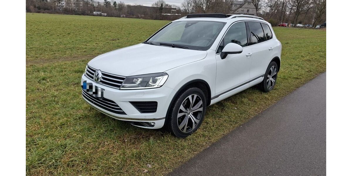 VW Touareg 103.000 km 28.500 &euro; Düsseldorf 40229