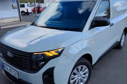 Ford Transit Courier 14.000 km 18.500 € Schirmitz 92718