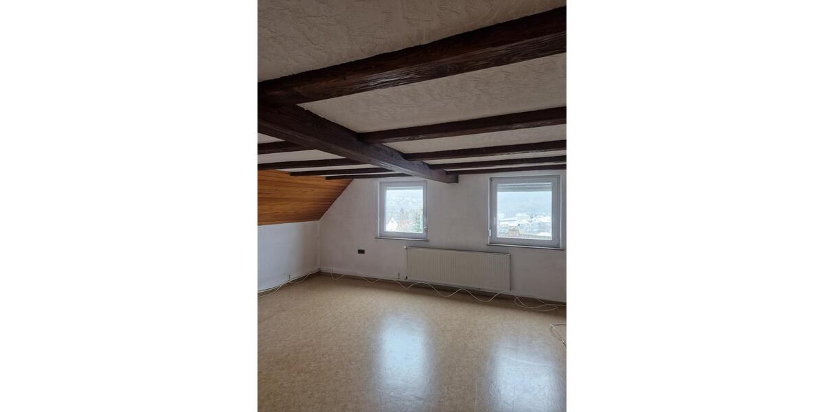 4 Zimmer DG Wohnung Zu Vermieten 4 zimmer