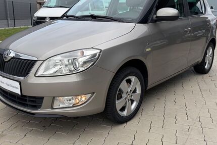 Skoda Fabia 147.140 km 4.900 &euro; Bad Oldesloe 23843