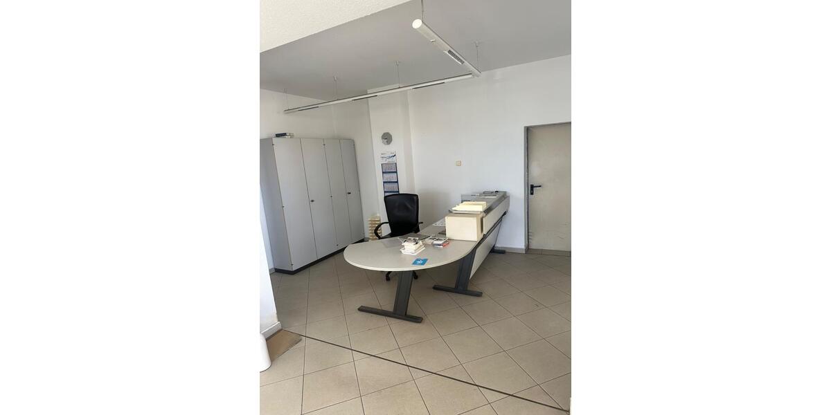 Gewerbeobjekt Treuen - 300&euro; | Angebot:24405721