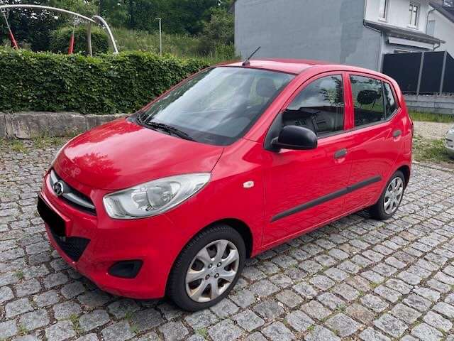 i10