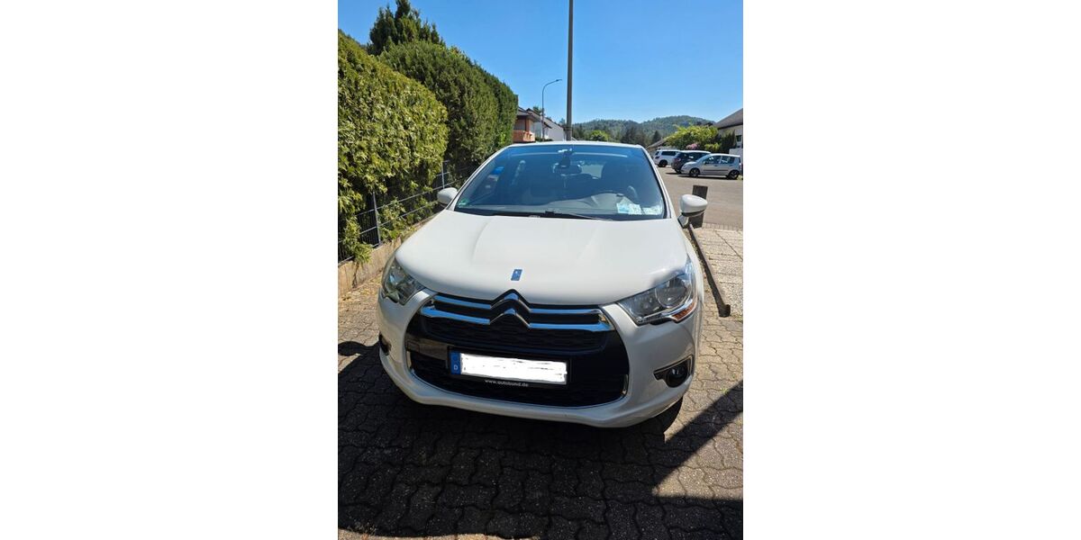 DS Automobiles DS4 157.752 km 6.900 &euro; Rodalben 66976