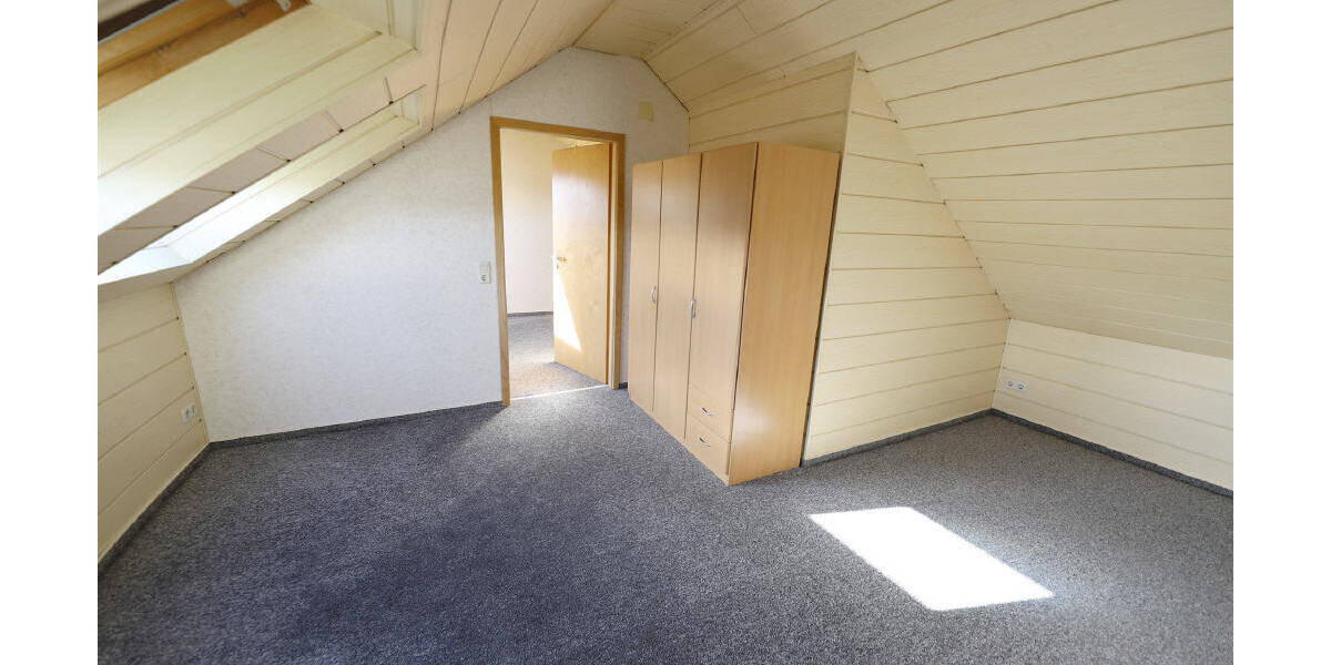 Reihenmittelhaus Detmold Klüt - 4 Zimmer, 105 m&sup2;, 210.000&euro; | Angebot:26290897