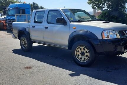Nissan PickUp 295.931 km 4.599 &euro; Lübbecke 32312