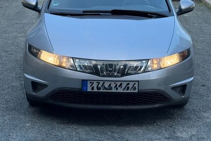 Honda Civic 228.500 km 2.700 &euro; Berggießhübel 01816