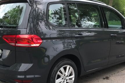 VW Touran 206.000 km 13.250 &euro; Willebadessen 34439