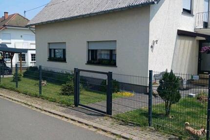 Haus Gusenburg - 6 Zimmer, 160 m&sup2;, 225.000&euro; | Angebot:26855834