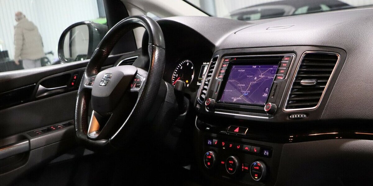 Seat Alhambra 2.0 TDI FR-LINE SPORT / 7-SITZER, XENON 149.000 km 19.777 &euro; Hamm 59077