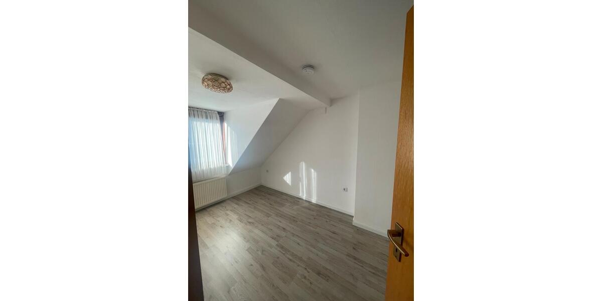 Maisonettenwohnung Bremen Gröpelingen - 5 Zimmer, 80 m&sup2;, 1.290&euro; | Angebot:24299336