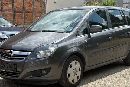 Opel Zafira 207.000 km 2.500 &euro; woltershausen 31195