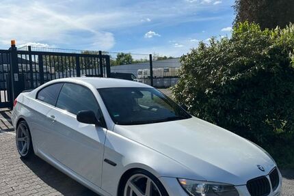 BMW 325