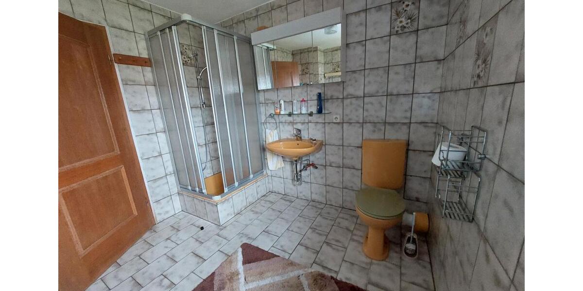 Etagenwohnung Kinding - 6 Zimmer, 120 m&sup2;, 2.000&euro; | Angebot:26560507