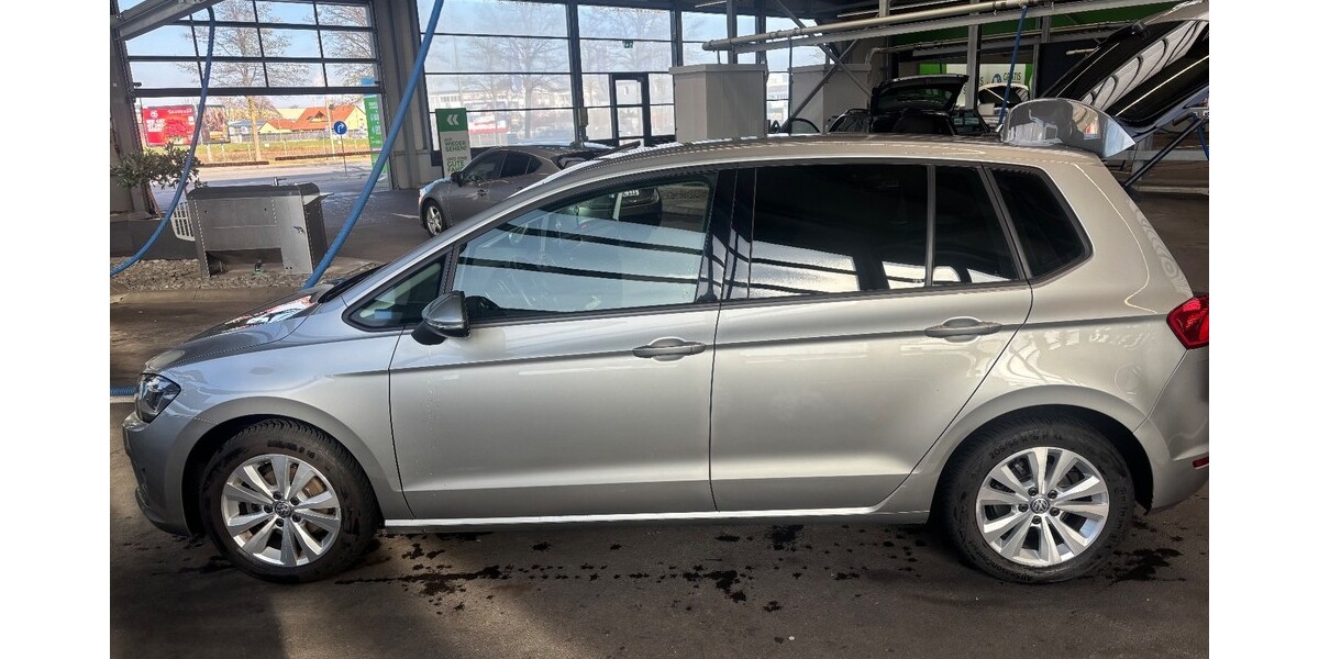 VW Golf Sportsvan 58.217 km 12.000 &euro; Augsburg 86150