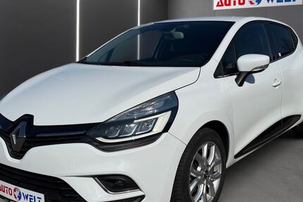 Renault Clio 121.038 km 7.990 &euro; Sandersdorf Brehna 06796