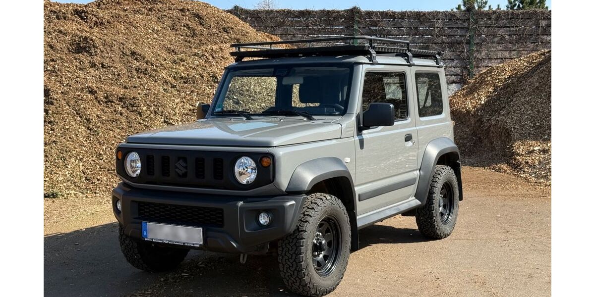 Suzuki Jimny 35.000 km 29.900 &euro; Bernsdorf 09337