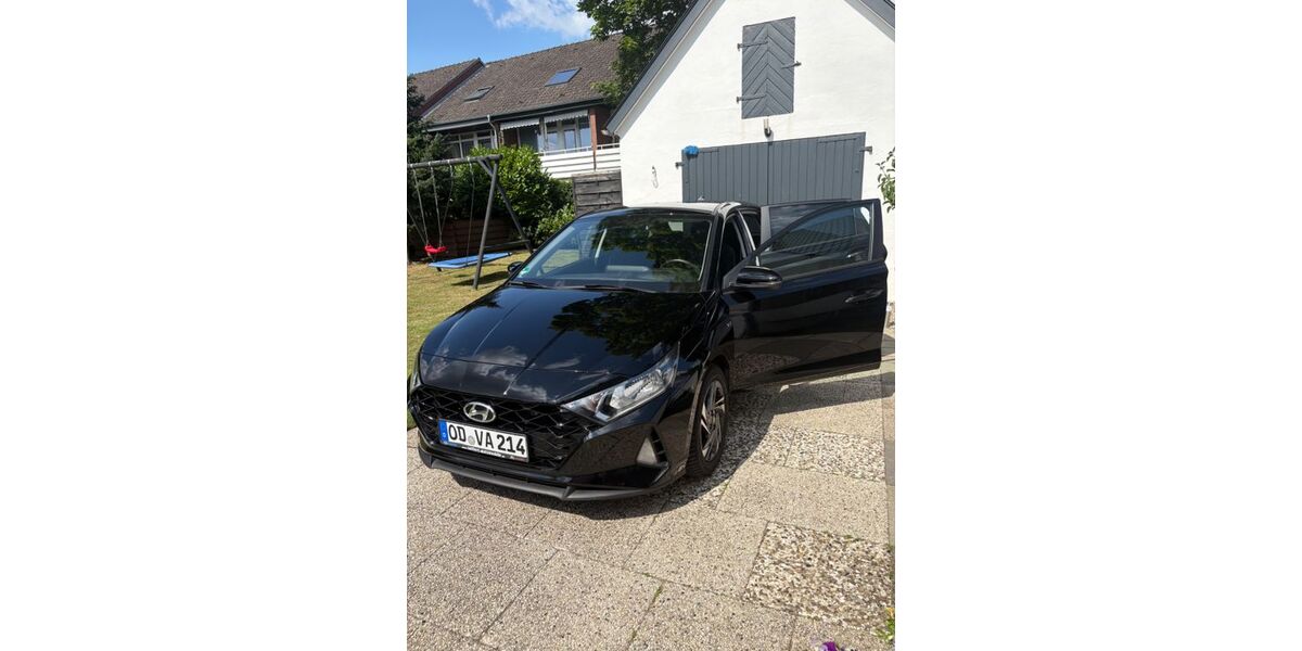 Hyundai i20 39.871 km 14.750 &euro; Trittau 22946