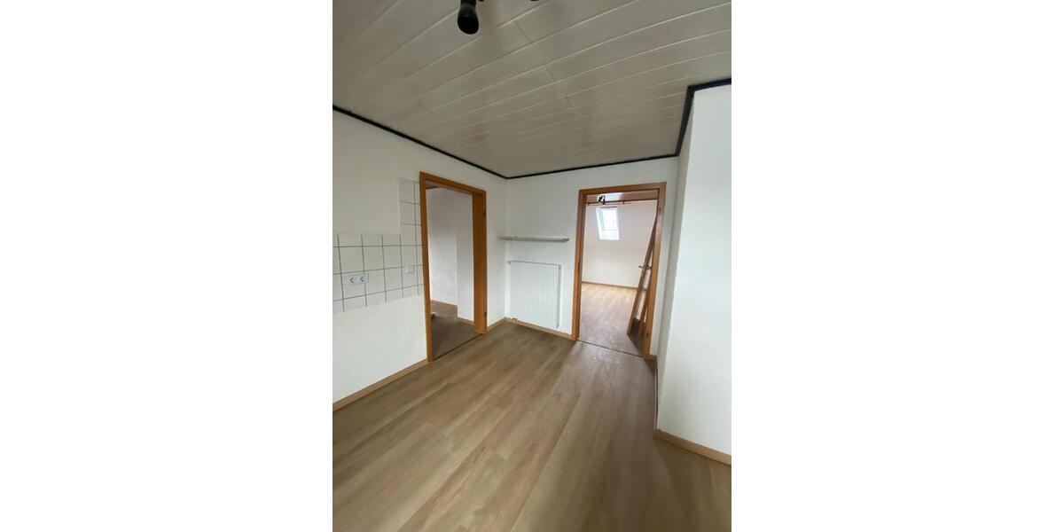 Reihenhaus Zweibrücken - 3 Zimmer, 115 m&sup2;, 1.200&euro; | Angebot:24791425