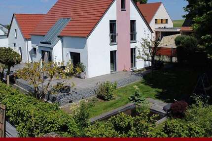 Haus zum Kaufen in Freystadt 630.000 € 146 m² 5 zimmer