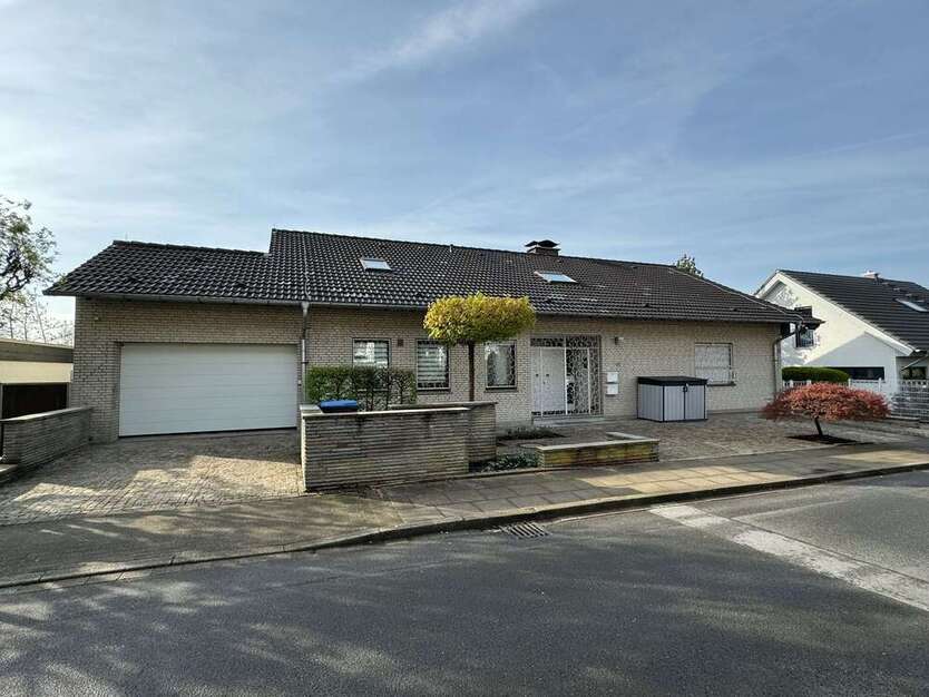 Haus zum Kaufen in Herdecke 850.000 € 352 m²