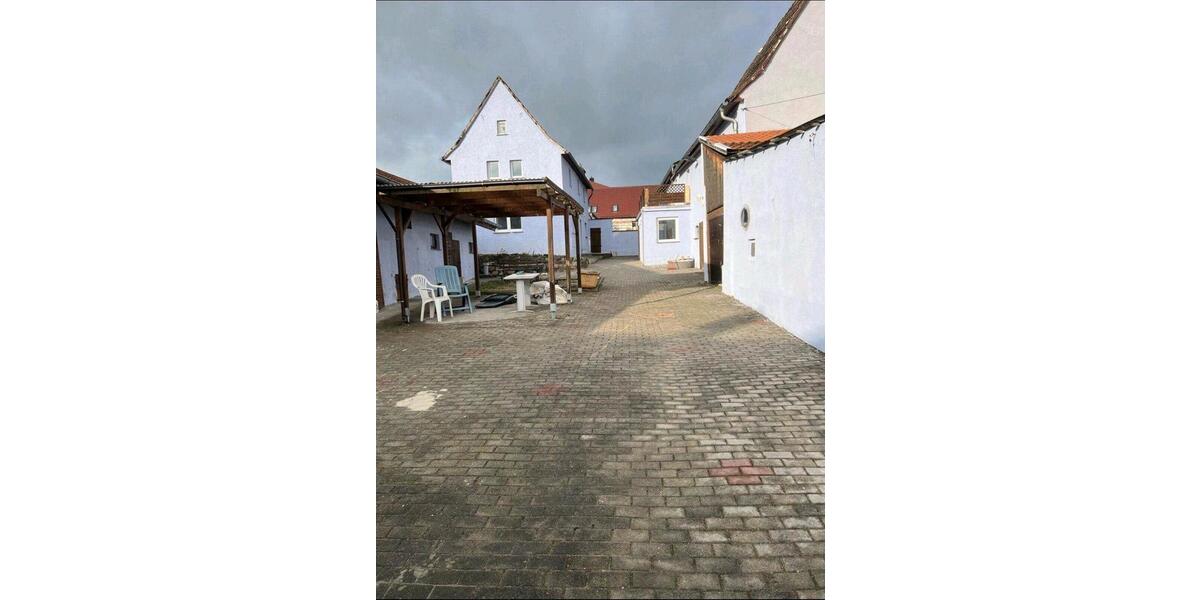Einfamilienhaus Weißenfels - 8 Zimmer, 200 m&sup2;, 200.000&euro; | Angebot:26821685