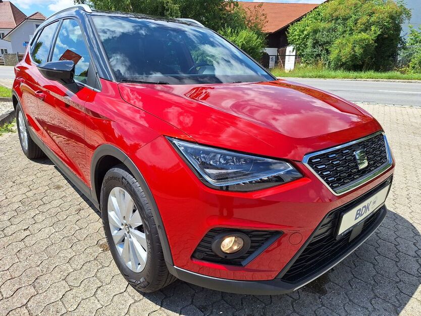 Seat Arona 46.354 km 18.900 € Aham 84168