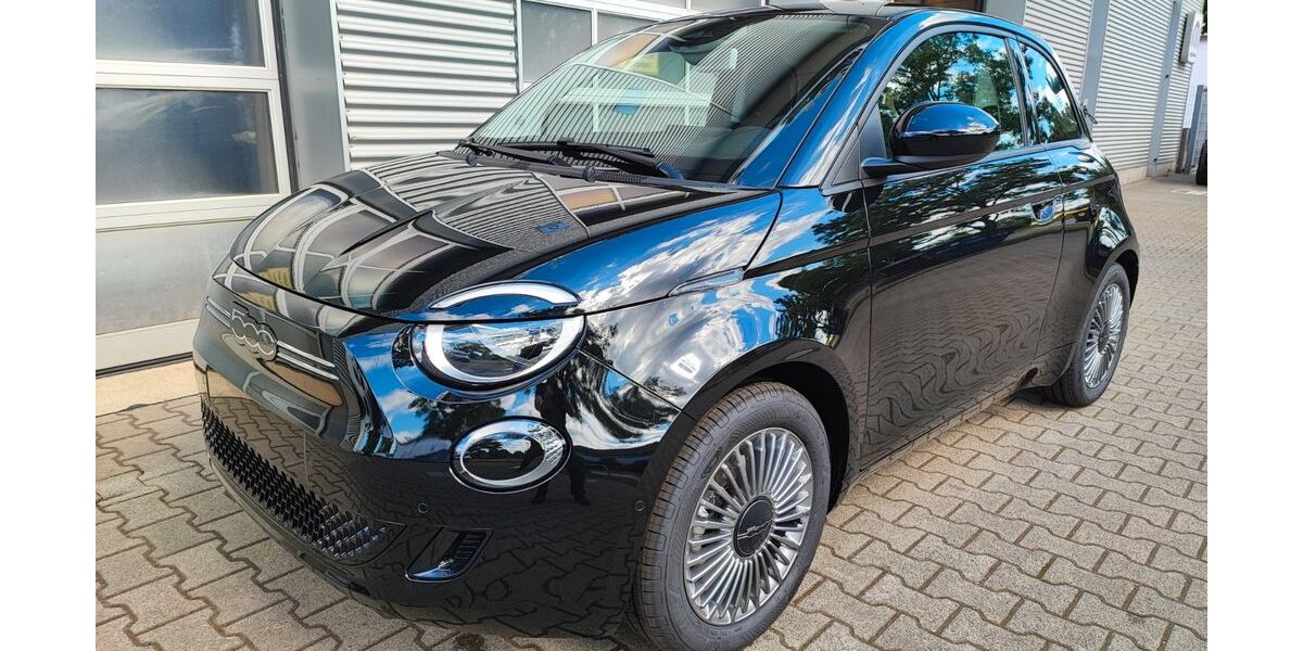 Fiat 500e 100 km 29.990 &euro; Cottbus 03050