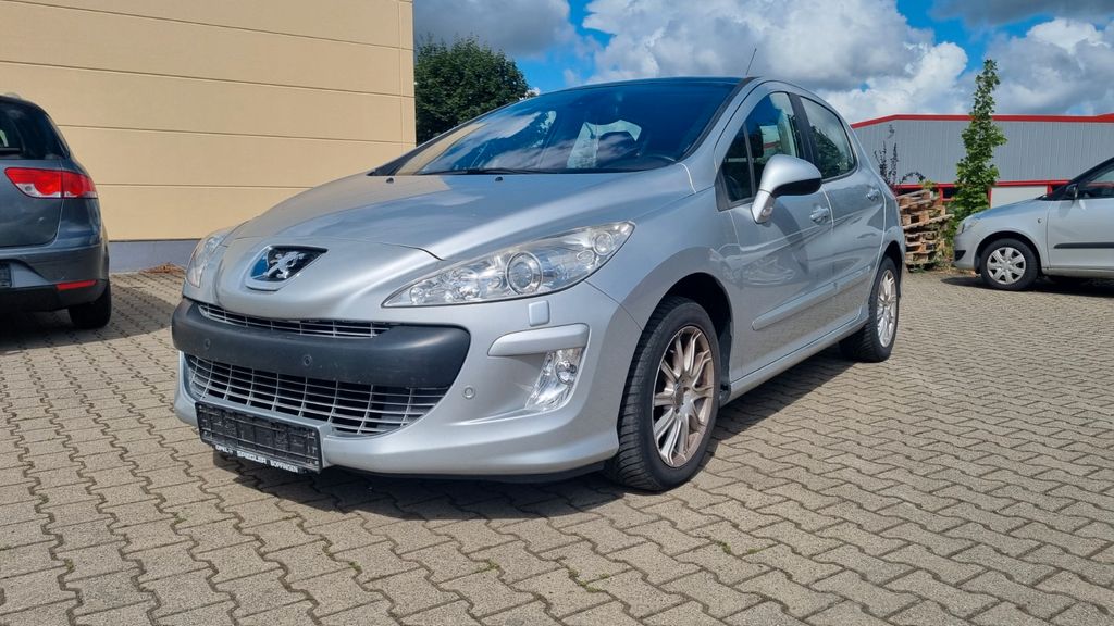 Peugeot 308 117.812 km 3.799 &euro; Tanna 07922