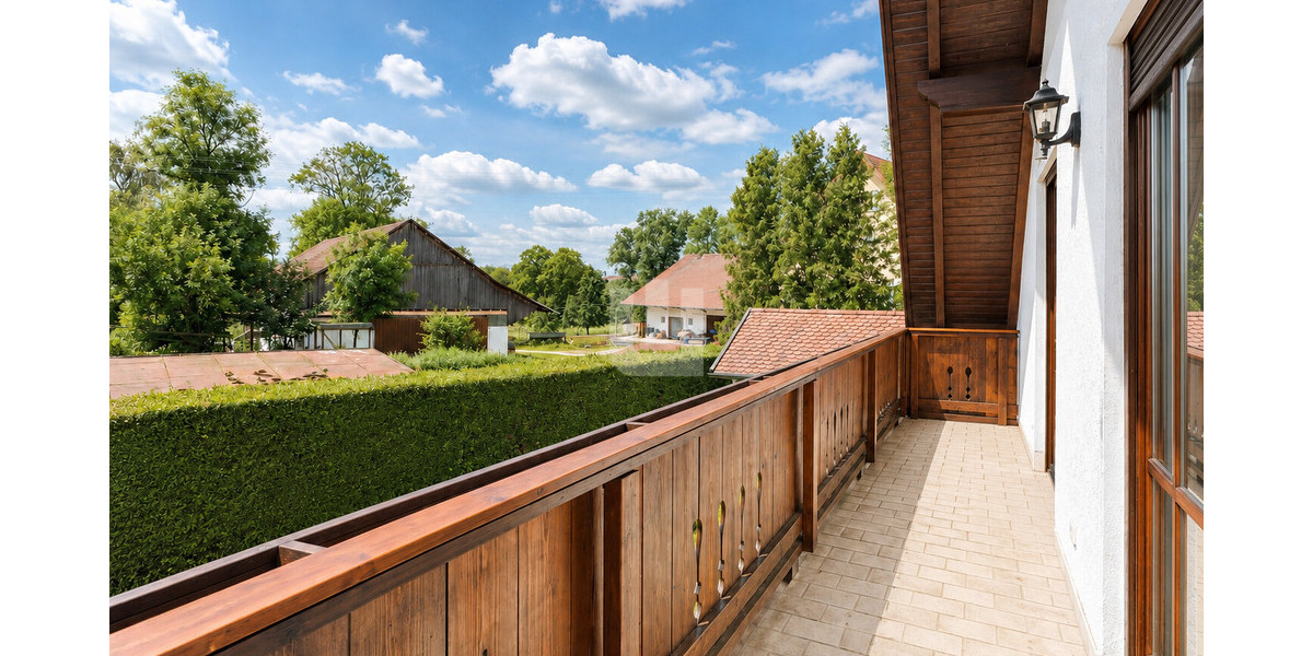WINDISCH – Familientraum auf dem Land: Großzügiges Einfamilienhaus mit herrlichem Garten - Einfamilienhaus Egenhofen | Angebot:26821103