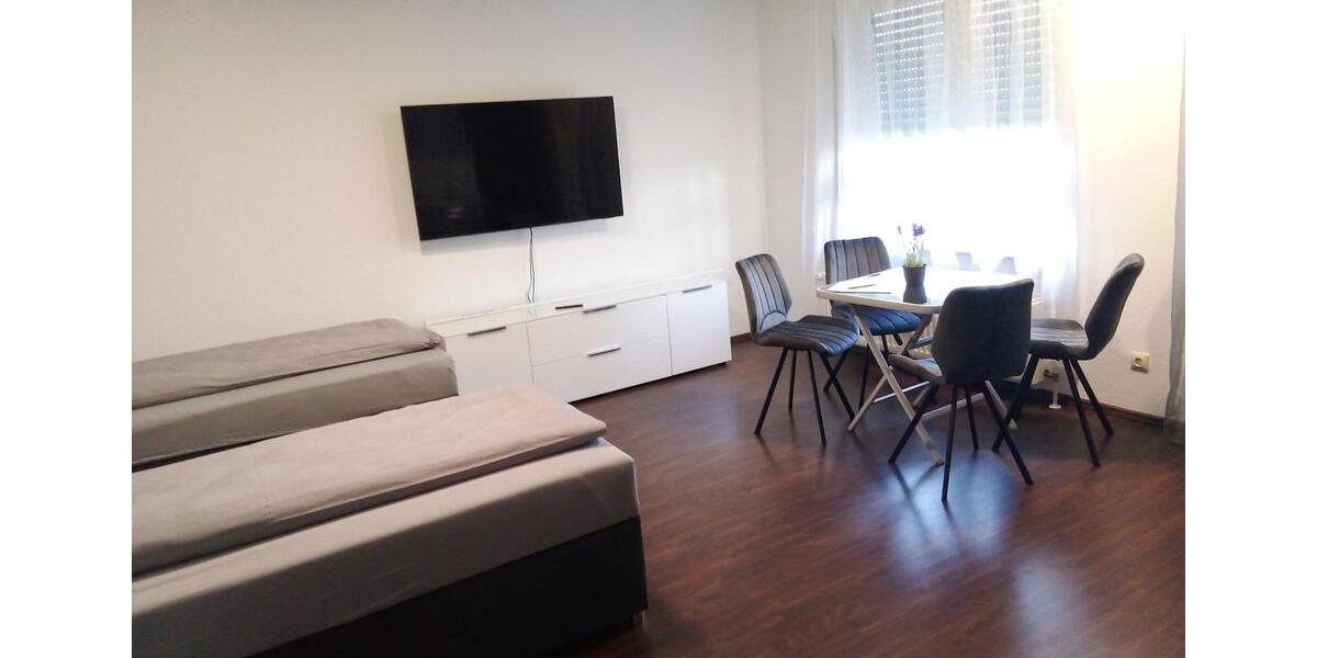 Erdgeschoßwohnung Metzingen - 1.5 Zimmer, 42 m&sup2;, 900&euro; | Angebot:26312690