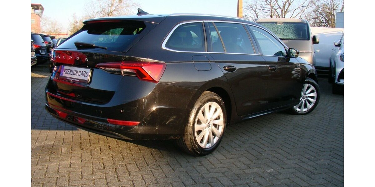 Skoda Octavia 2.0TDI Selection LED Tempomat Spurhalteass 56.838 km 25.980 &euro; Falkensee 14612