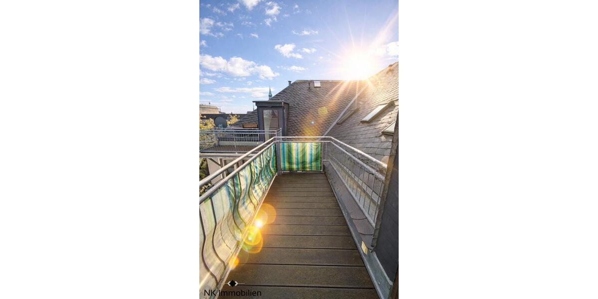 Dachgeschoßwohnung Zwickau - 4 Zimmer, 95 m&sup2;, 620&euro; | Angebot:26008252