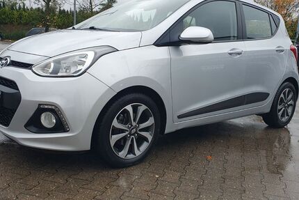 Hyundai i10 99.044 km 9.999 € Essen 45326