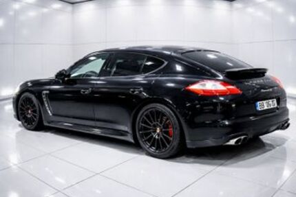 Porsche Panamera 137.123 km 29.999 &euro; Sindelfingen 71067