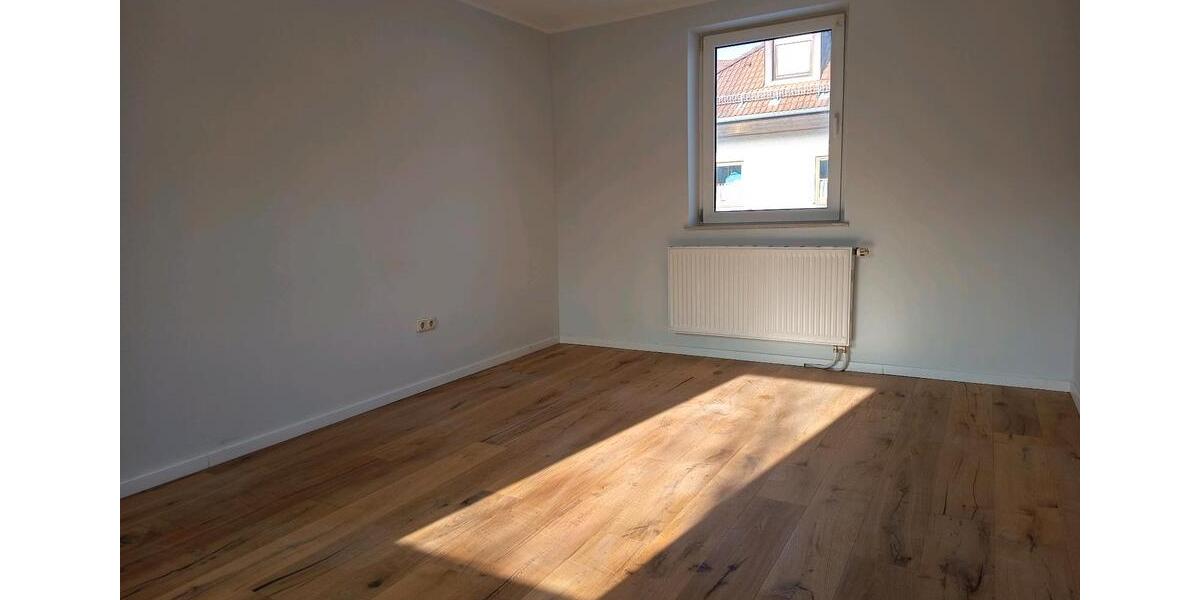 Einfamilienhaus Simbach am Inn - 1 Zimmer, 92 m&sup2;, 960&euro; | Angebot:24815189