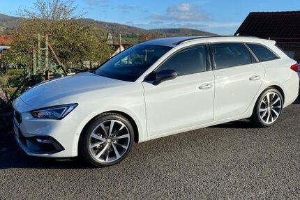 Seat Leon 33.182 km 22.250 &euro; Alheim 36211