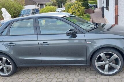 Audi A1 111.800 km 8.300 &euro; Lauter 96169