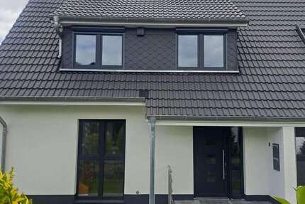 Haus Oyten - 4 Zimmer, 141 m&sup2;, 1.760&euro; | Angebot:26884565