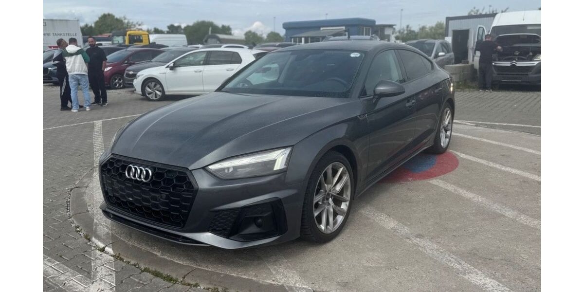 Audi A5 150.000 km 19.700 &euro; Mittenwalde 15749