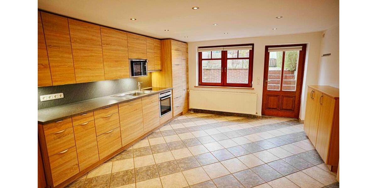 Reihenhaus Nortorf - 5 Zimmer, 105 m&sup2;, 1.100&euro; | Angebot:26299550