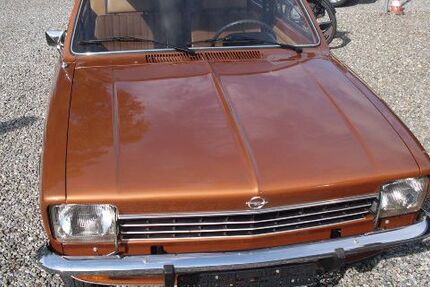 Opel Kadett 60.500 km 17.590 &euro; Radolfzell 78315