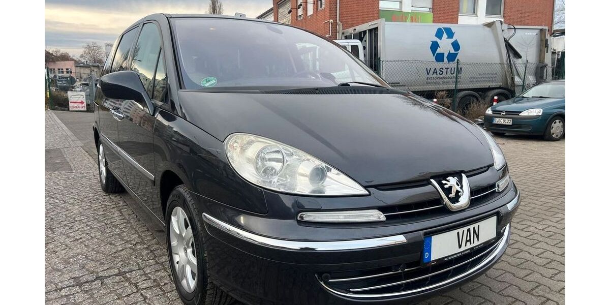 Peugeot 807 120.000 km 9.990 &euro; Berlin 10551
