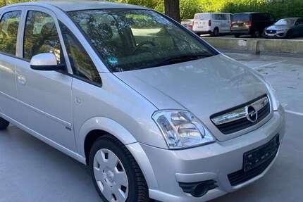 Opel Meriva 57.000 km 3.800 &euro; München 80809