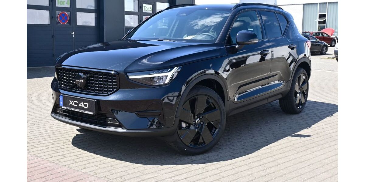 Volvo XC40 4.712 km 37.990 &euro; Jüterbog 14913