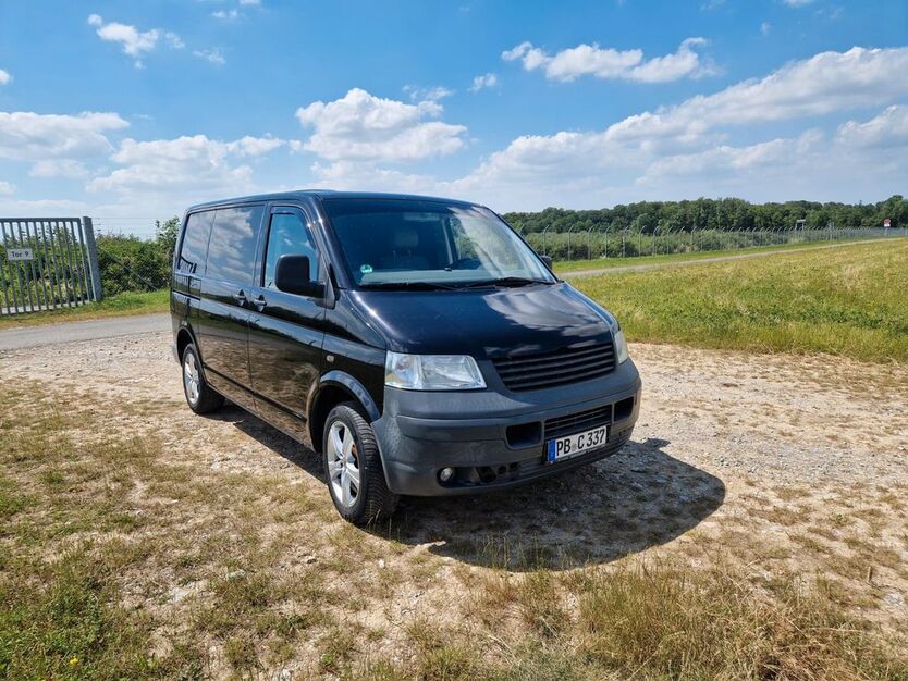 VW T5 Transporter 312.000 km 2.800 € Paderborn 33106