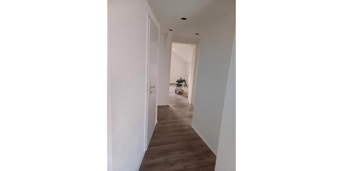 Dachgeschoßwohnung Giengen an der Brenz - 3 Zimmer, 65 m&sup2;, 850&euro; | Angebot:26493416