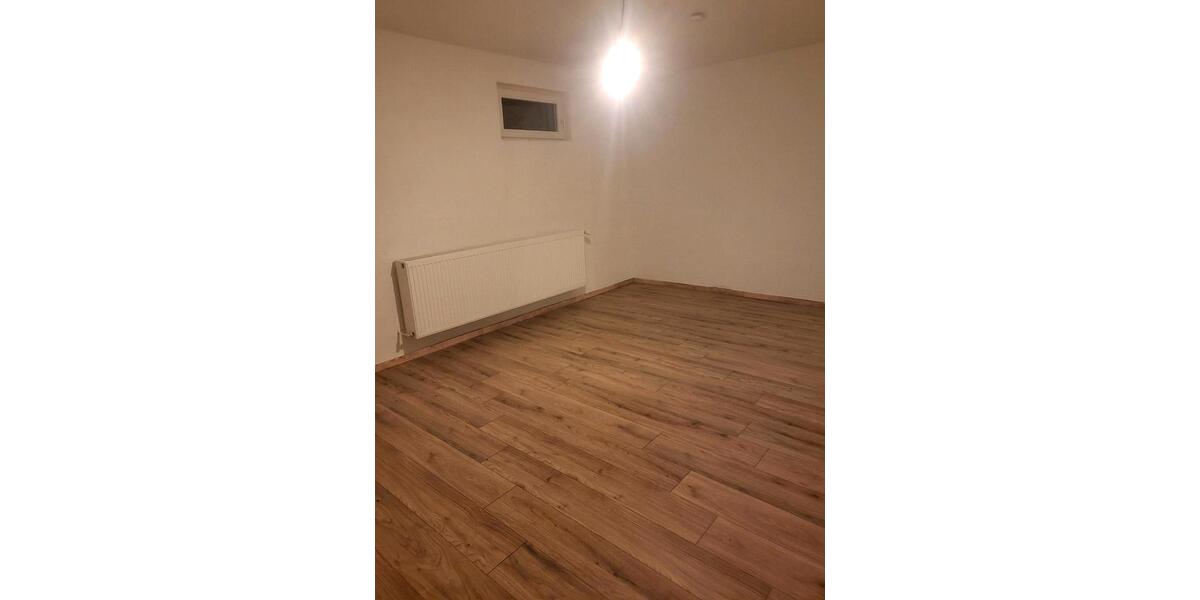 Erdgeschoßwohnung Neuhütten - 3 Zimmer, 93 m&sup2;, 700&euro; | Angebot:26374355