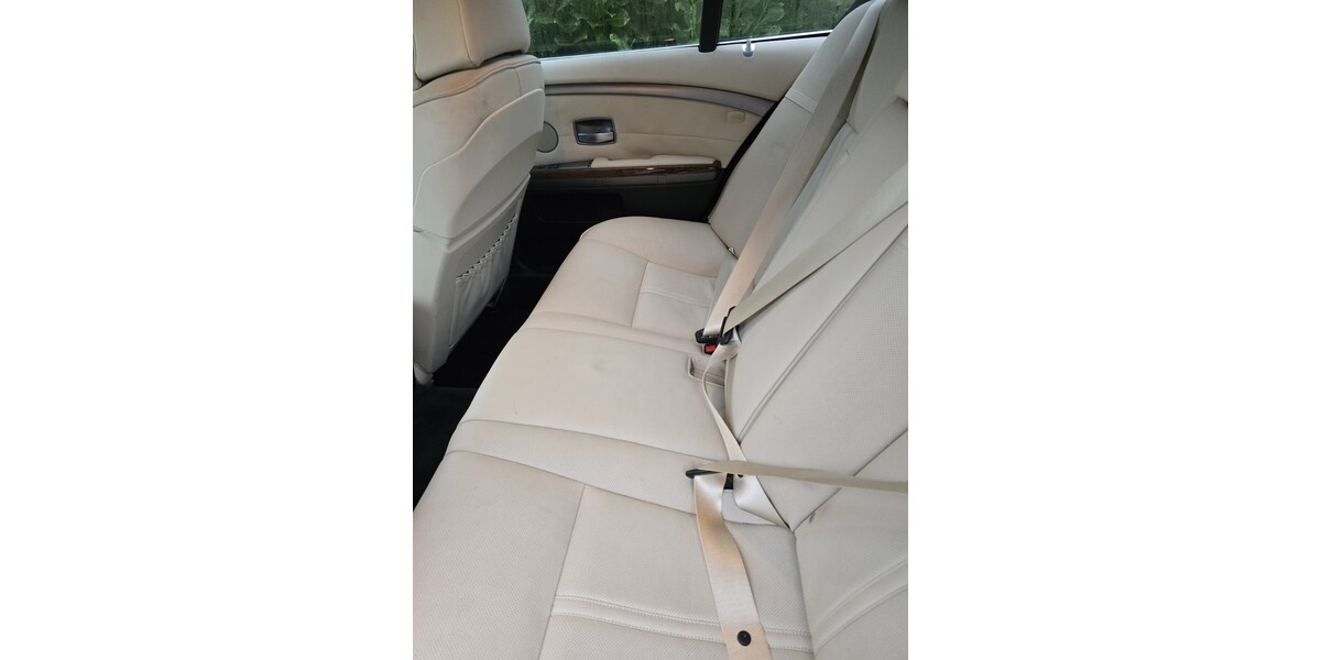 BMW 740 26.000 km 20.300 € Guxhagen 34302