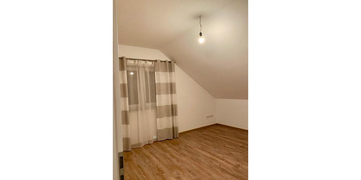 Doppelhaushälfte Habichtswald - 4 Zimmer, 120 m&sup2;, 500.000&euro; | Angebot:26664131