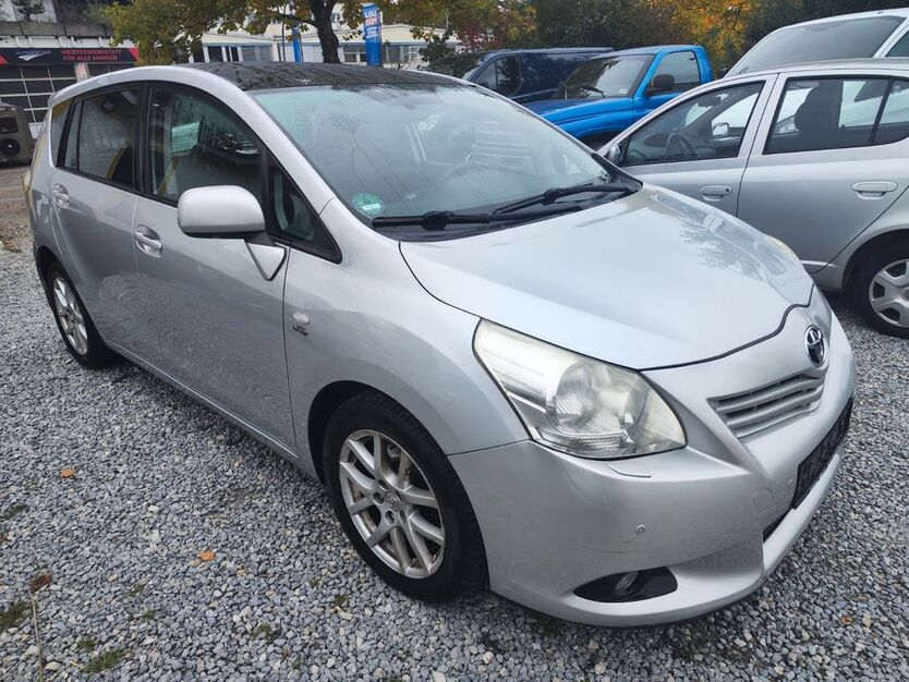Toyota Verso 390.000 km 3.990 € weinstadt 71384
